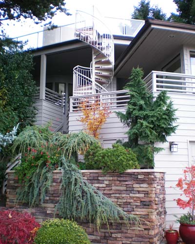 After: an entry with interest and accessibility.  The views are spectacular, and the new outdoor living space is used regularly by the owners